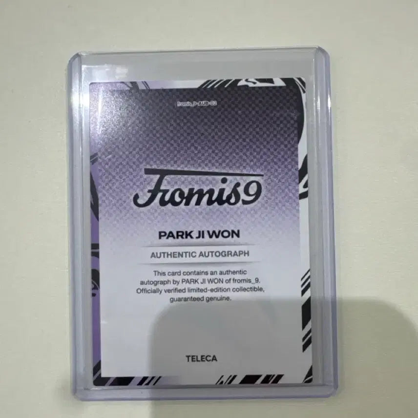 [BUNJANG] fromis_9 Park Ji-won Autograph Card (Limited Edition) / 테레카 프로미스나인 박지원 친필 싸인 오토카드