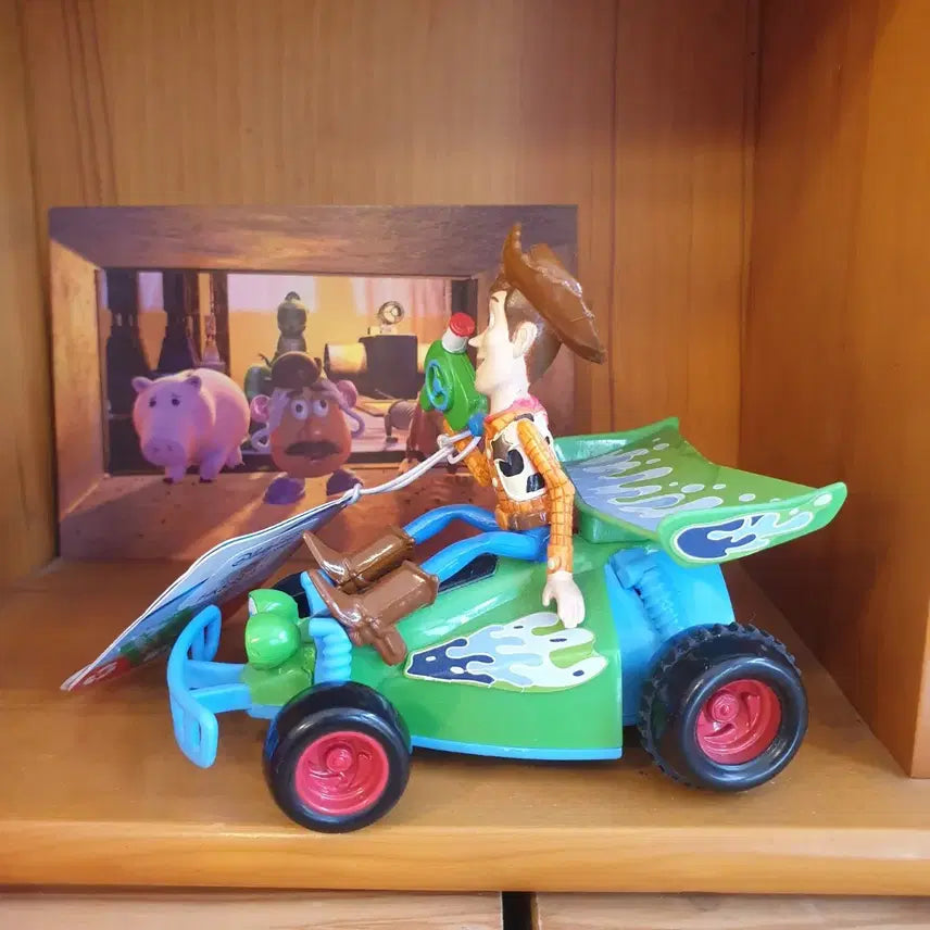 [BUNJANG] Disney Pixar Toy Story Woody Pull-Back Car Hong Kong Exclusive / 홍콩 디즈니랜드 토이스토리 풀백카 우디