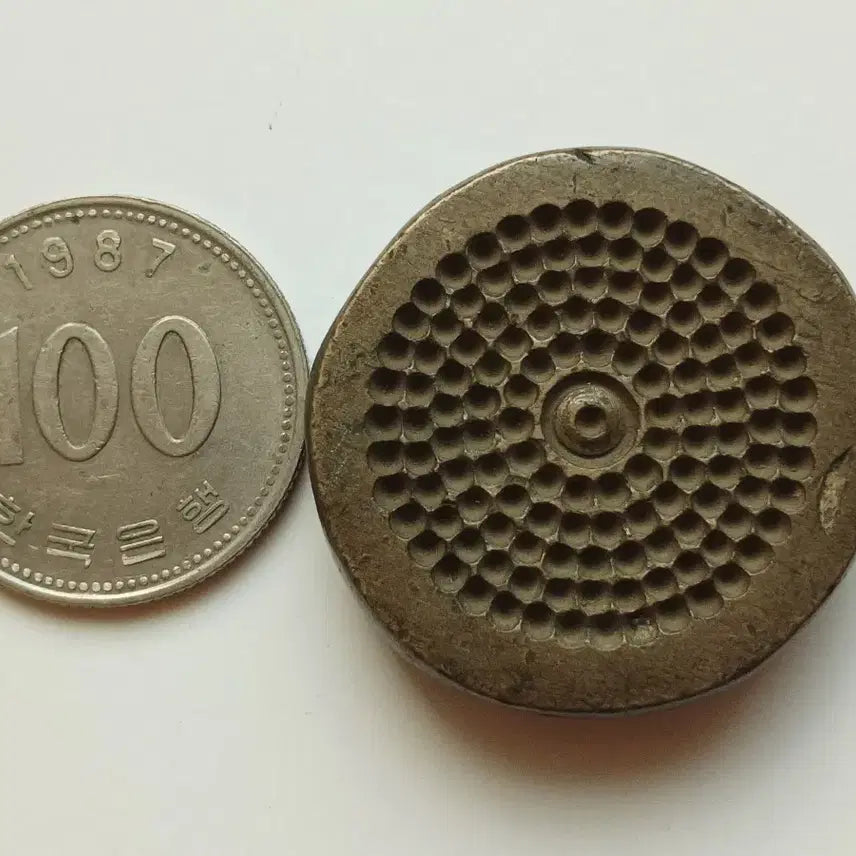 [BUNJANG] Unidentified Ancient Coinage (Myeongseong) - Thick and Aged / 51g 엄청난 두께와 전질의 미상 별전류