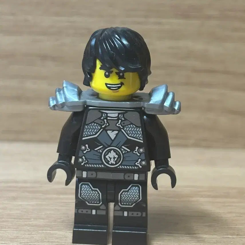 [BUNJANG] LEGO Ninjago Stone Armor Cole Figure / 레고 닌자고 스톤아머 콜 판매합니다
