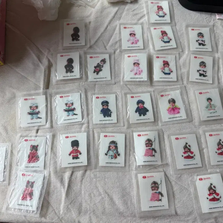 [BUNJANG] Monchhichi Fruit Jelly &amp; Wafer Stickers / 몬치치 과일 젤리, 딸기 웨하스 띠부씰 판매