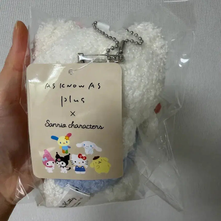 [BUNJANG] Az Noahs Plus x Sanrio Characters Hello Kitty Mascot Keyring / 아즈노아즈 플러스 x 산리오 캐릭터즈 헬로키티 마스코트 키링