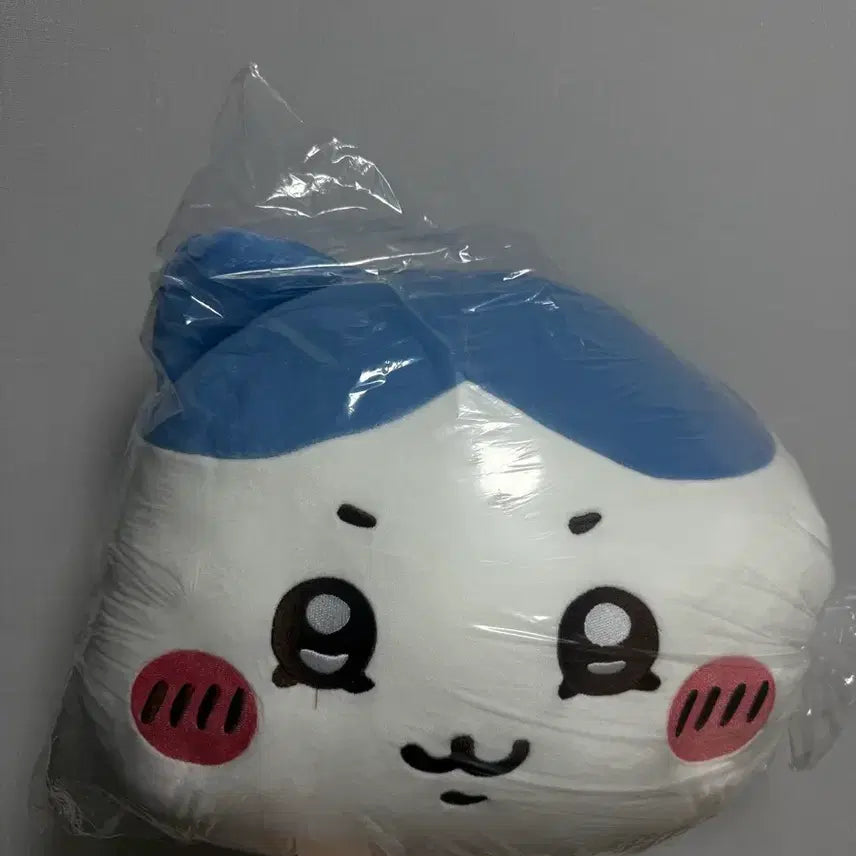 [BUNJANG] Hachiware Mochi Face Cushion XL (New, Unsealed) / 신상) 하치와레 모찌 울트라빅xl 얼굴쿠션 새상품