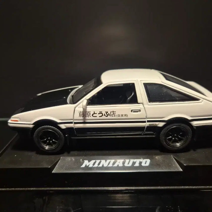 [BUNJANG] Initial D Toyota AE86 Diecast Model 1:32 Scale / 이니셜D 토요타 AE86 다이캐스트