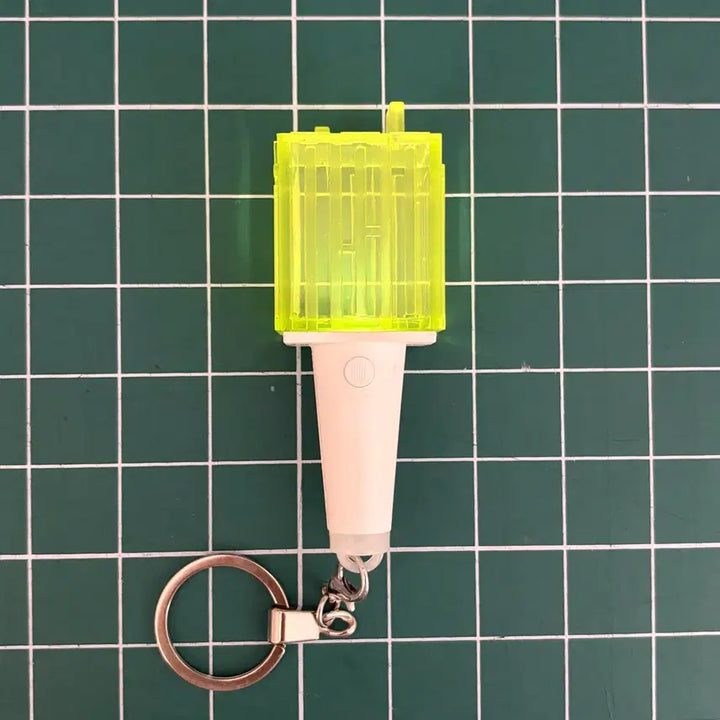 [BUNJANG] NCT Lightstick Keychain / 엔시티 응원봉 키링 믐뭔봄 키링 양도
