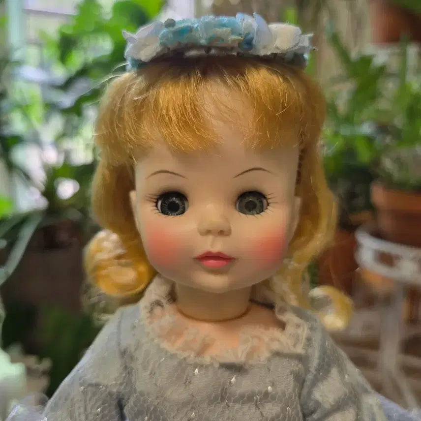 [BUNJANG] Madame Alexander Cinderella 14-inch Doll 