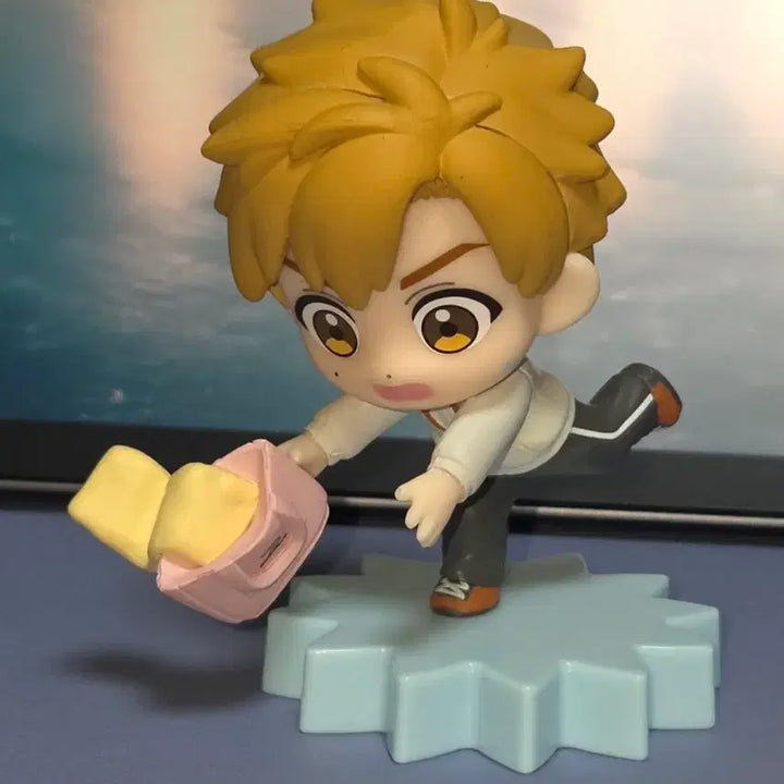 [BUNJANG] Medalist Mohment Tsukasa Akuraji Figure (Unsealed) / 메달리스트 mohment 아케우라지 츠카사 피규어