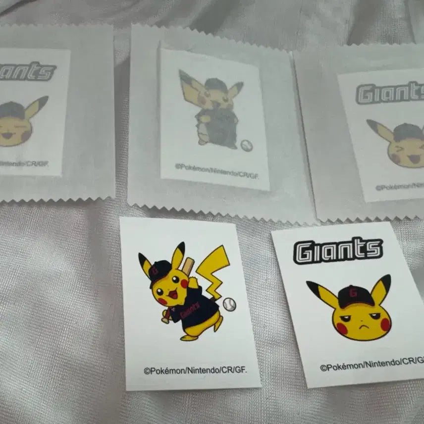 [BUNJANG] Bundle Set Lotte Giants Pikachu Nana Stickers / 일괄)롯데 자이언츠 피카츄 나나 스티커