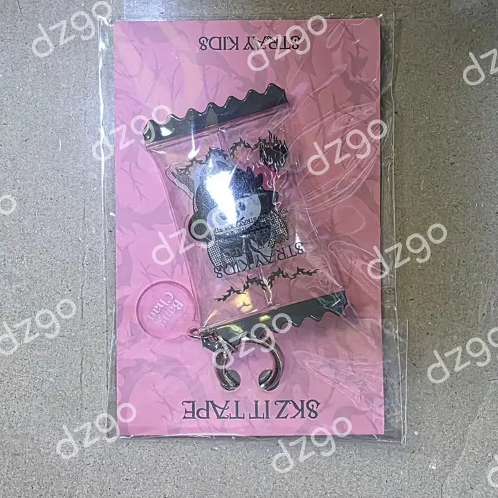 [BUNJANG] Stray Kids DO IT WolfChan Shaker Keyring / Straykids DOIT  Shaker keyring WolfChan 울프찬