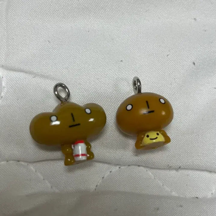 [BUNJANG] Kogeppang Tanppang Cream Bread Charm Keychain / 코게빵 탄빵 크림빵 키링 참 고전산엑스