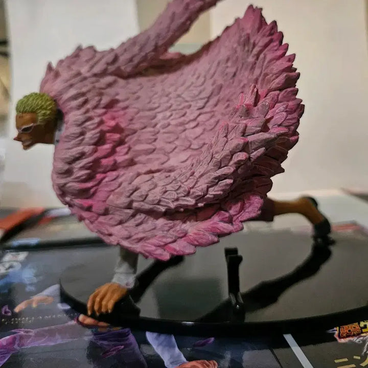 [BUNJANG] Banpresto Doflamingo Zokeiou Figure (Display Item) / 원피스 반프레스토 도플라밍고 조형왕 피규어 전시품