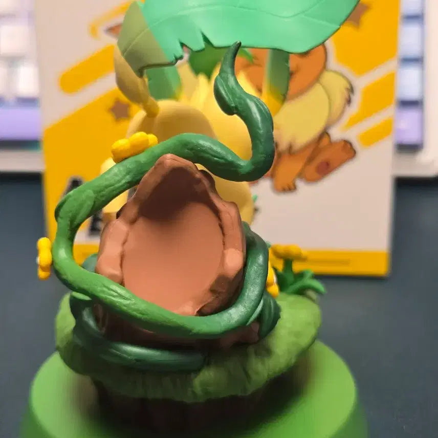 [BUNJANG] Pokemon Funism Leafeon Figure / 포켓몬 퍼니즘 이브이 피규어 (리피아)