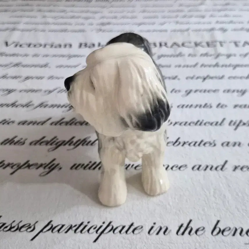 [BUNJANG] Vintage English Sheepdog Figurine / 빈티지 잉글리쉬쉽독 피겨린 피규어