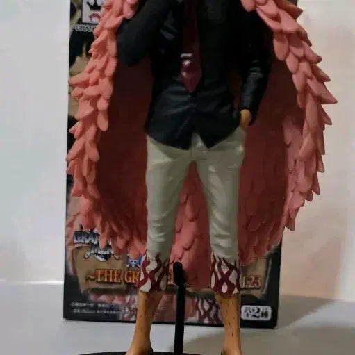 [BUNJANG] One Piece DFX Grandline Men Doflamingo Figure (Opened) / 원피스 DFX 그랜드라인맨 도플라밍고 개봉 전시피규어