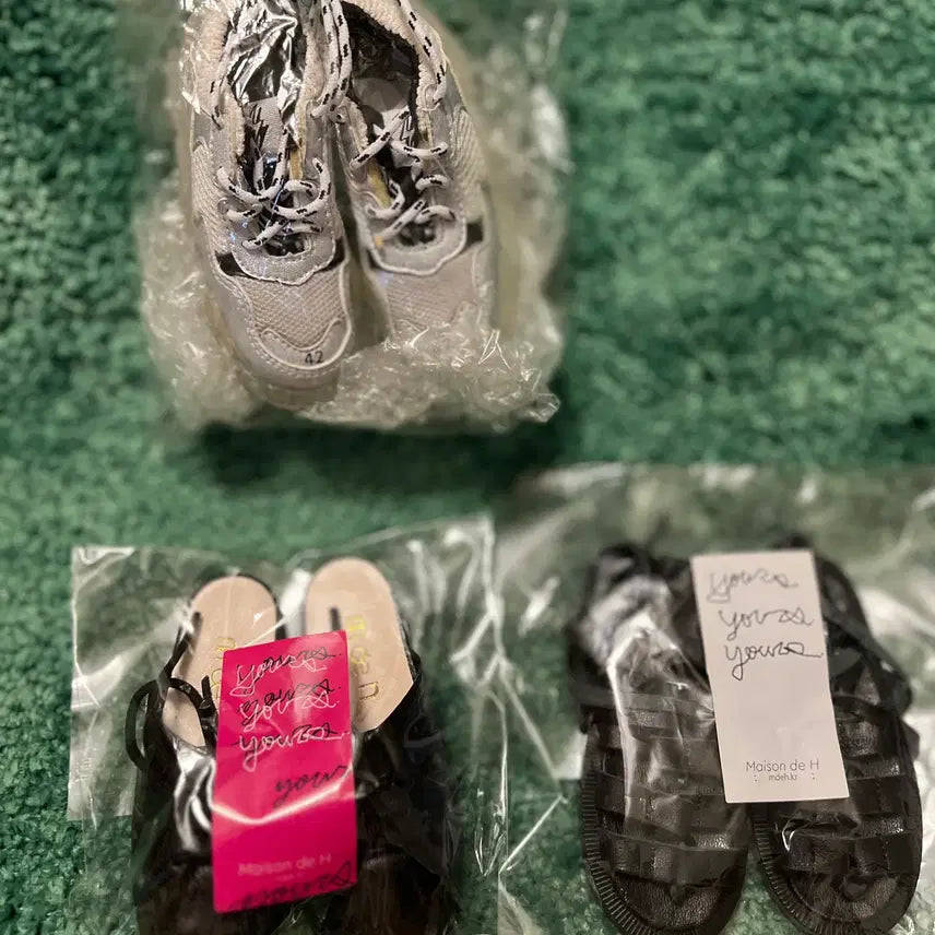 [BUNJANG] Used Size 65 Clothing Bundle / 65급 신발 3개