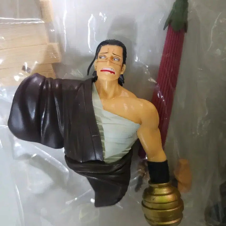 [BUNJANG] Banpresto One Piece Crocodile Figure (Unsealed) / 단순개봉)원피스 반프레스토 트레저크루즈 크로커다일 피규어