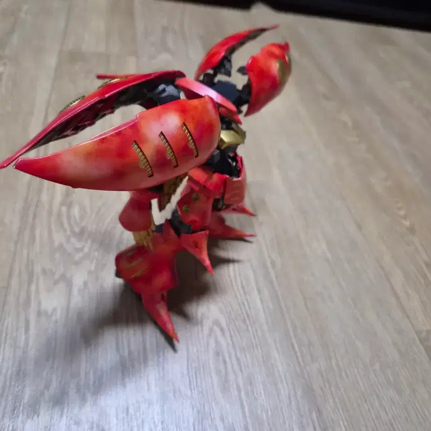 [BUNJANG] MekaniCore 1/144 Qubeley Elpeo Custom Painted Model Kit / 메카니코어 1/144 큐베레이 엘피플 커스텀 도색완성품