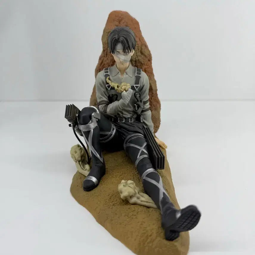 [BUNJANG] Attack on Titan Levi Ichiban Kuji Prize C Figure / 리바이 c상 진격의거인 제일복권
