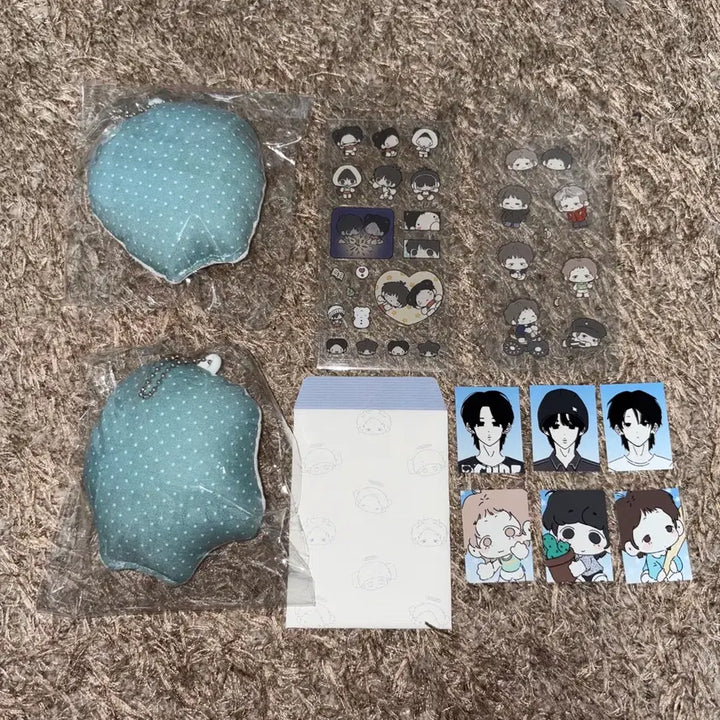 [BUNJANG] BOYNEXTDOOR Taesan &amp; Leehan Cushion Keyring, Stickers, Unsealed Proof Photos Bundle Set / Doo님 보넥도 보이넥스트도어 태산 쿠션키링 스티커 미개봉 증명사진