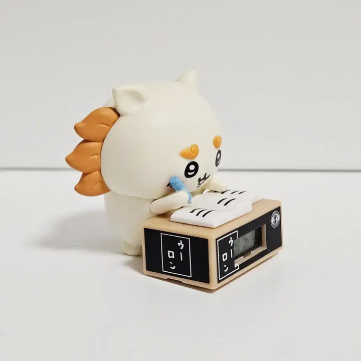 [BUNJANG] Chiikawa Shisa Clock Gacha Figure / 먼작귀 치이카와 시사 시계 가챠 피규어