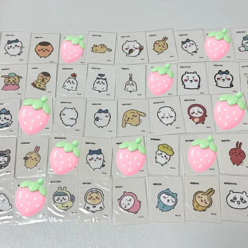 [BUNJANG] Cheekawa Retro Stickers (Tti-bu-ssil) / 먼작귀 치이카와 레트로 스티커 (띠부씰)