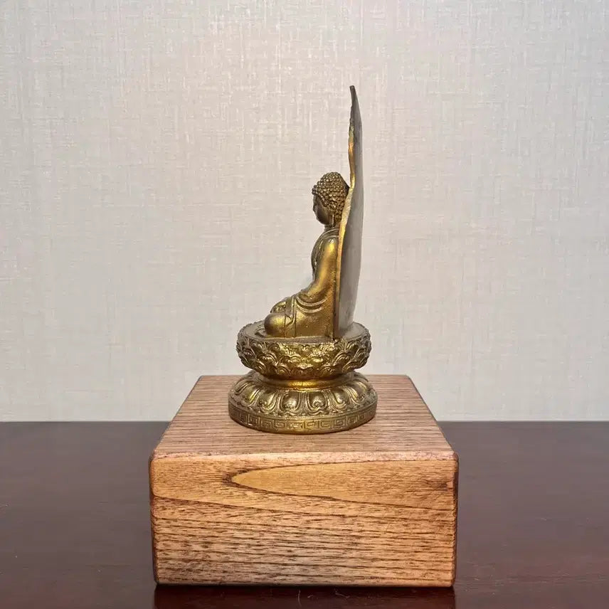 [BUNJANG] Chinese Bronze Sakyamuni Buddha Statue with Lotus Pedestal / 중국 불교 청동 연꽃 석가모니 여래 불상