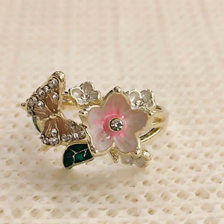 [BUNJANG] Gold Butterfly &amp; Flower Ring / 골드 색상 나비 꽃 반지 내경 20mmkr20호/유럽10호