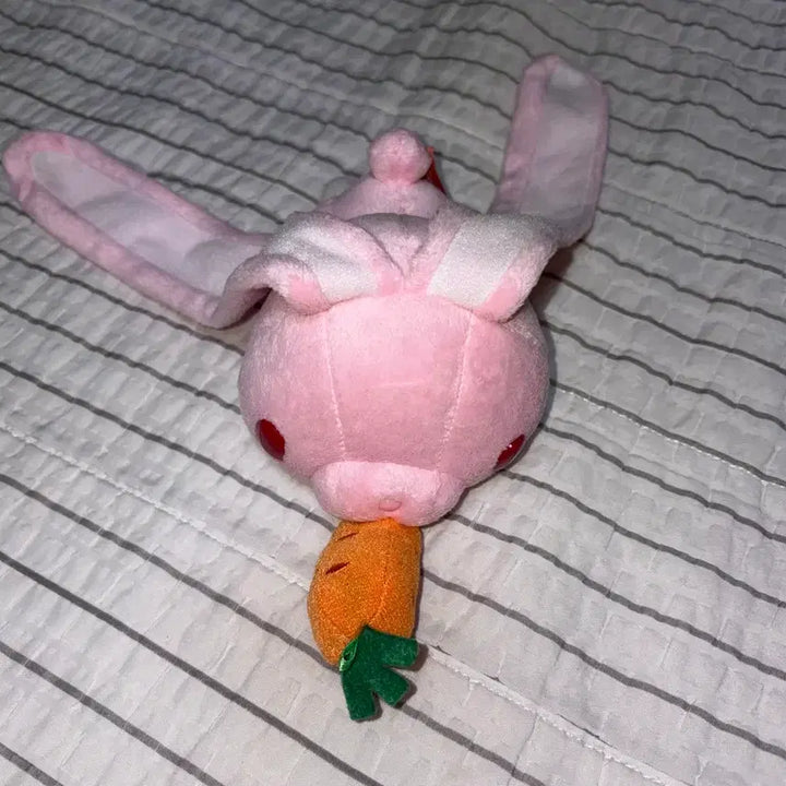 [BUNJANG] Carrot Rabbit Plush / 당근 범용토끼 글루미베어 당근먹는 범용토끼 분홍