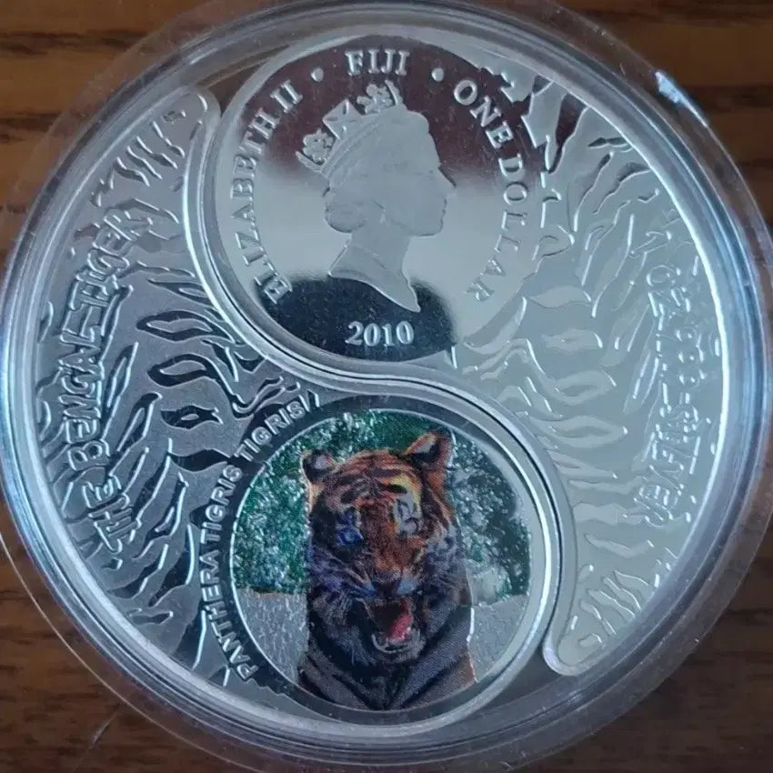 [BUNJANG] Fiji 2010 Bengal Tiger Taeguk 1 oz 99.9% Silver Coin / 2010 피지 태극문양  벵갈 호랑이 1온스 x 2 은화