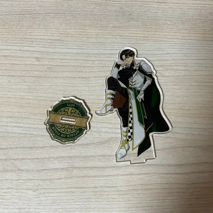 [BUNJANG] Attack on Titan Levi Ackerman Acrylic Chess Piece / (15일까지) 진격의거인 진격거 리바이 아크릴 체스 쿠지
