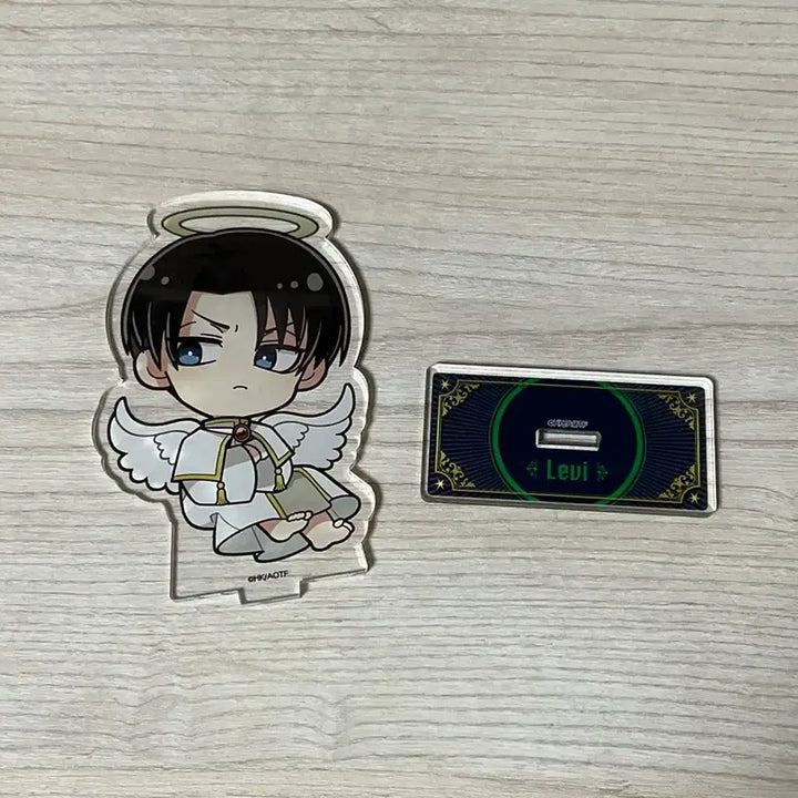 [BUNJANG] Attack on Titan Levi Angel Acrylic Standee SD / 리바이 천사 아크릴 SD 진격의거인 진격거