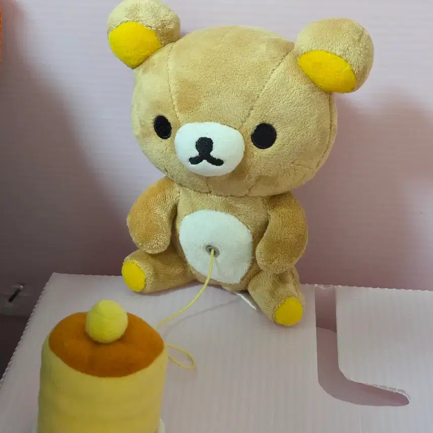 [BUNJANG] Classic Rilakkuma Pancake Plush Doll / 고전 리락쿠마 팬케이크 인형