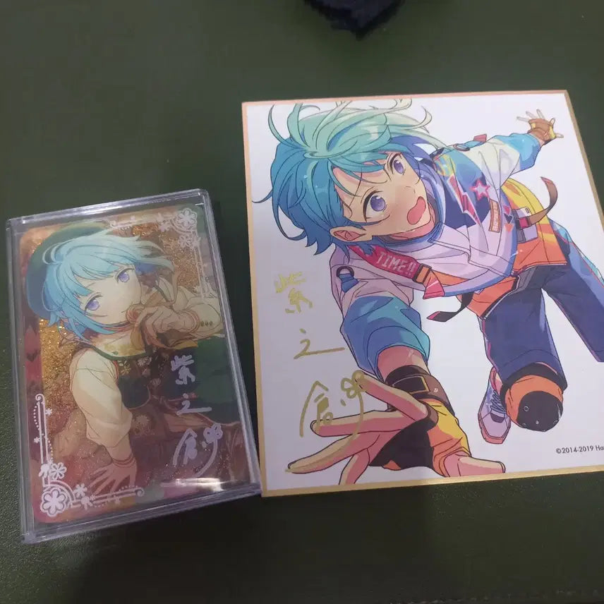 [BUNJANG] Ensemble Stars! Hajime Acrylic Standee and Badge Set / 앙스타 하지메 파샤 파샤코레 뱃지 색지 유사코롯타 일괄 양도 합니다