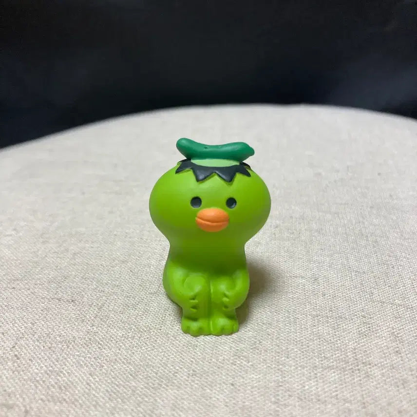 [BUNJANG] Decole Kappa Figures: Gym Sitting + Watermelon / 데꼴 캇파 체육앉기 + 캇파 수박