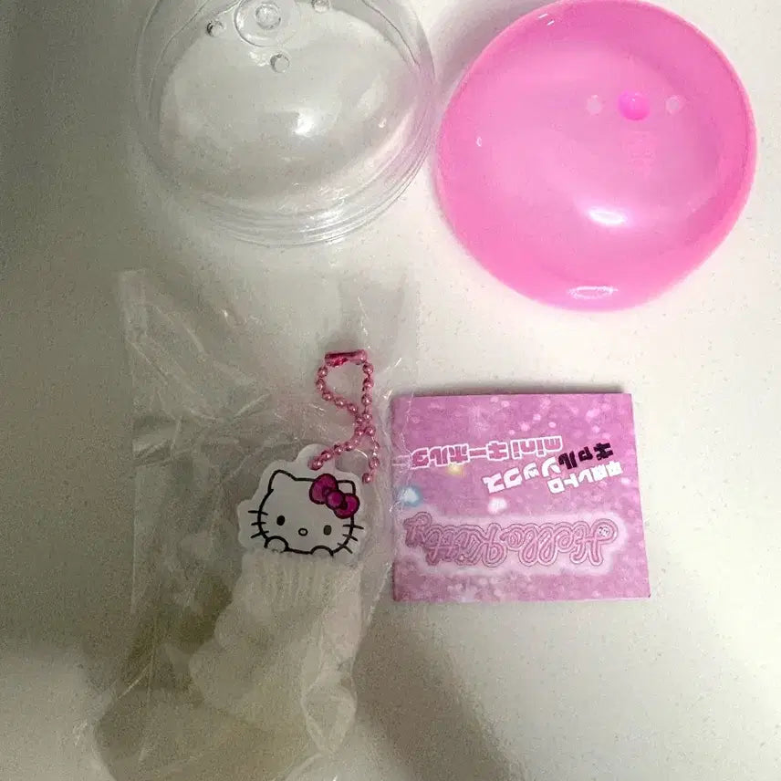 [BUNJANG] Sanrio Hello Kitty Heisei Retro Gyaru Leopard Socks / 산리오 헬로키티 헤이세이 레트로 갸루 레오파드 양말 가챠