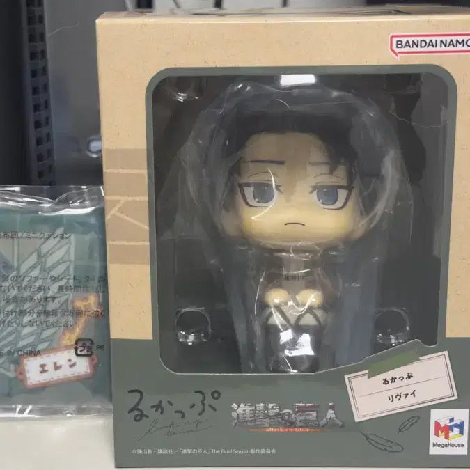 [BUNJANG] Attack on Titan Levi Look Up &amp; Cushion Special Edition (Sealed) / (미개봉) 새상품 진격의거인 메가하우스 리바이룩업 + 방석 특전포함