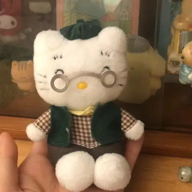 [BUNJANG] Rare Vintage Japanese Hello Kitty Grandpa Family Doll / 레어! 일본고전 키티 할아버지 가족 인형