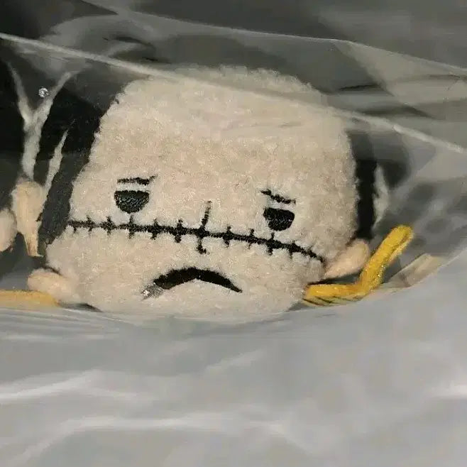 [BUNJANG] One Piece Crocodile Tsum Tsum Plush Doll (Early Version) / 원피스 쯔무쯔무 구판 크로커다일 누이 츠무츠무 인형