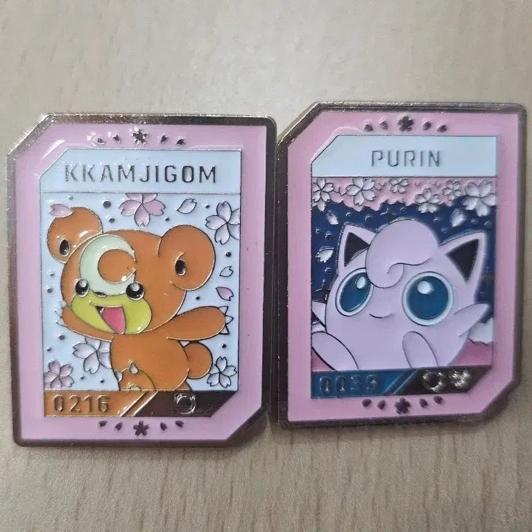 [BUNJANG] Pokemon Psyduck Brooch / 이삭토스트 포켓몬스터 뱃지 깜지곰