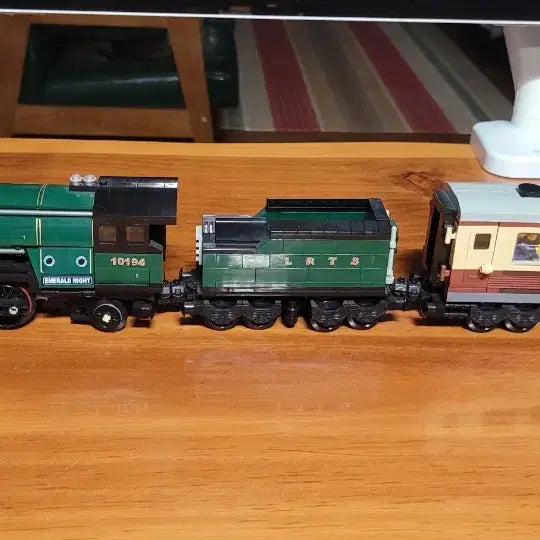 [BUNJANG] LEGO Emerald Night 10194 / 레고 에메랄드 나이트 10194(정품)