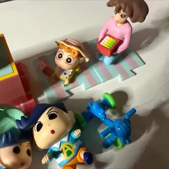 [BUNJANG] Crayon Shin-chan Figure Set (Chulsoo, Shiniro, Hooni, Bongmi-sun, Jjang-a) / 반택포) 짱구는 못말려 피규어 가챠 일괄 철수 흰둥이 훈이 봉미선 짱아