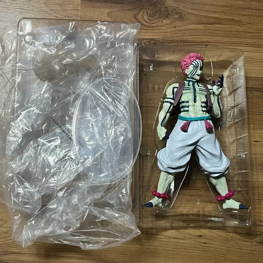 [BUNJANG] Kimetsu no Yaiba Akaza Master Grade Last One Prize Figure / 제일복권 이치방쿠지 귀멸의 칼날 아카자 마스터라이즈 라스트원상 피규어