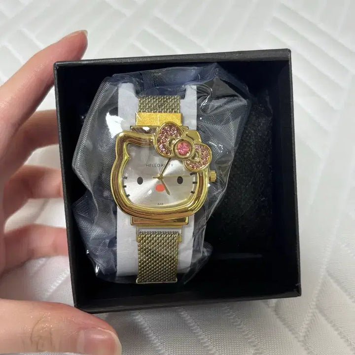 [BUNJANG] Sanrio Hello Kitty Wristwatch / 헬로키티 손목시계 산리오