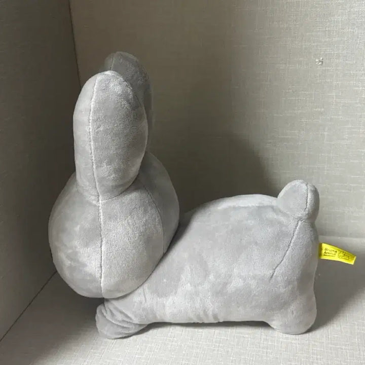 [BUNJANG] Dick Bruna Museum Running Miffy Plush / 회색 딕브루나 뮤지엄 판매 달리는 미피