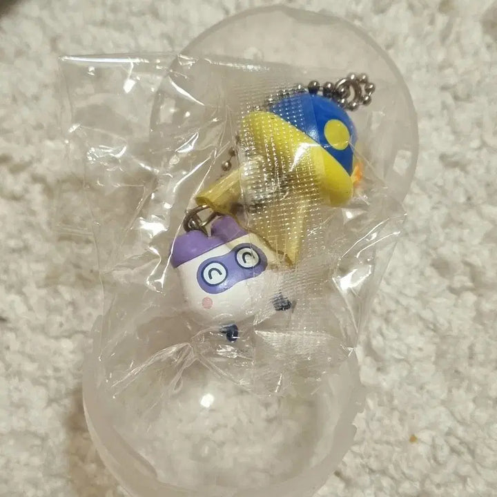 [BUNJANG] Tamagotchi UFO Swing Mascot Keychain Gacha / 다마고치 가챠 UFO 스윙 마스코트 키링 마스크치 판매