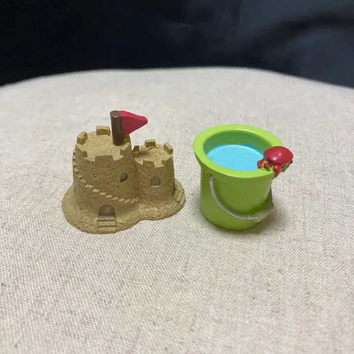 [BUNJANG] Decole Sandcastle with Bucket Set / 데꼴 모래성 + 양동이
