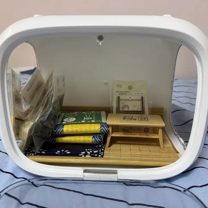 [BUNJANG] Look Up Room Decor Capsule Display Case with Miniature Props / 룩업 방 꾸미기 장식캡슐 아크릴 전시장 + 미니어처 소품