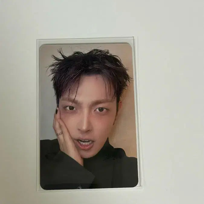 [BUNJANG] ATEEZ Hongjoong Apple Music Photocard / 에이티즈 애플뮤직 어머나 홍중