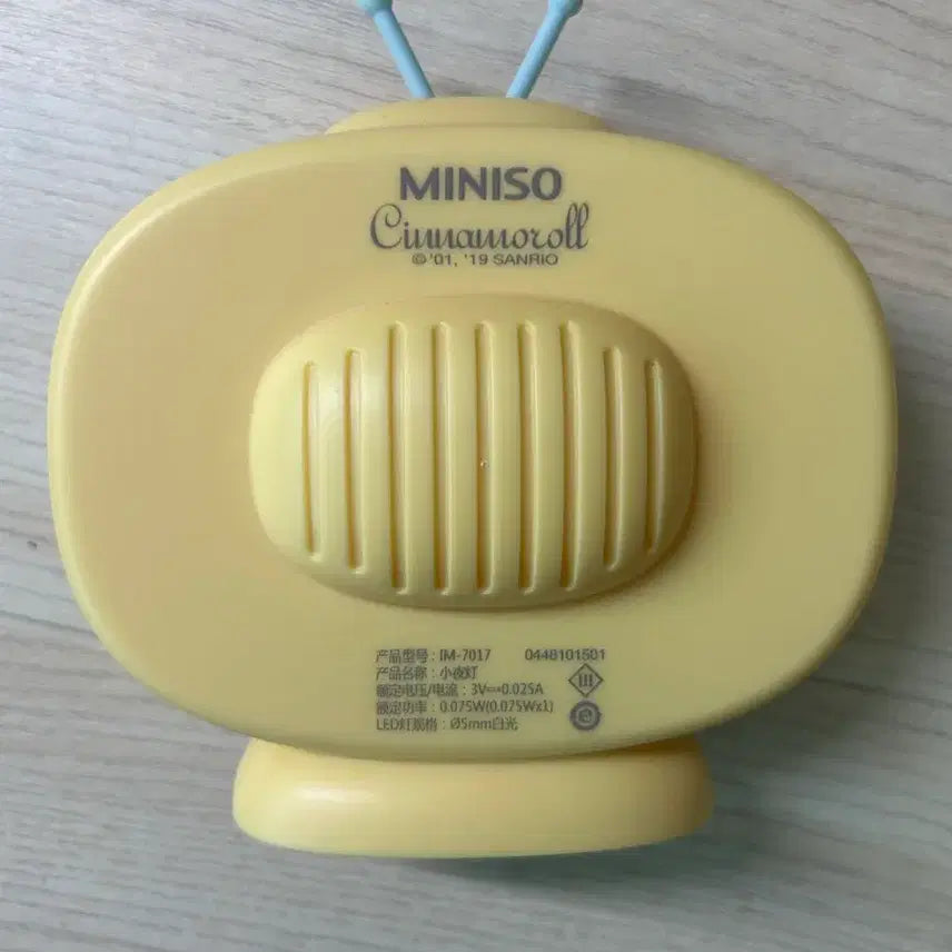 [BUNJANG] Minsso Sanrio Cinnamoroll TV Mood Lamp Figure / 미니소 산리오 시나모롤 TV 무드등 피규어