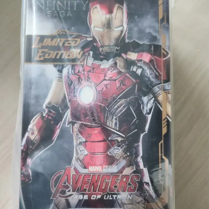 [BUNJANG] ThreeZero Iron Man Mark 43 Battle Damage Figure (Sealed) / 쓰리제로 아이언맨 마크43 배틀 데미지 미개봉급